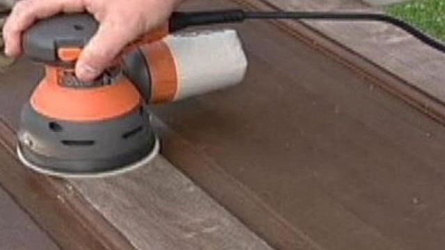 Как обновить деревянную дверь: техника выполнения, необходимые материалы и инструменты