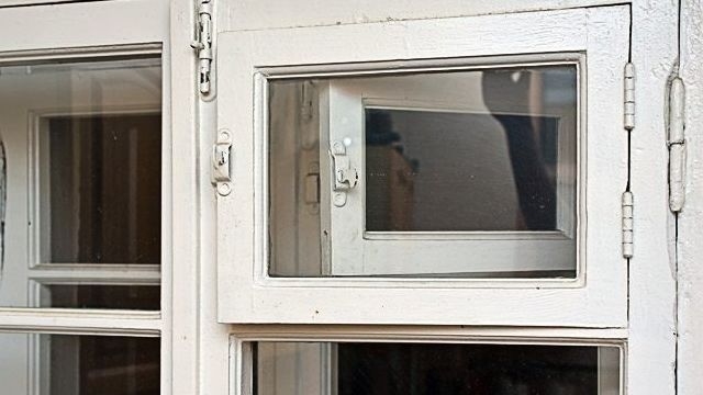 Почему потеют металлопластиковые окна и как это устранить