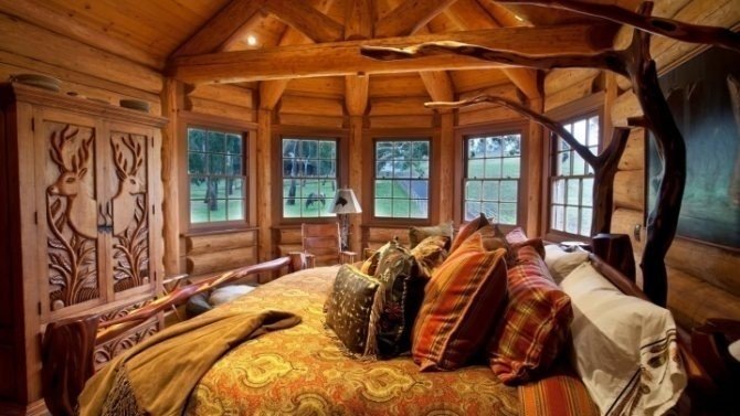 Спальня в деревенском стиле необычные интерьеры