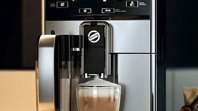 Как выбрать зерновую кофемашину с насадкой капучинатор для дома?