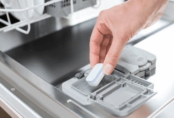 В посудомоечной машине не открывается отсек для моющего средства