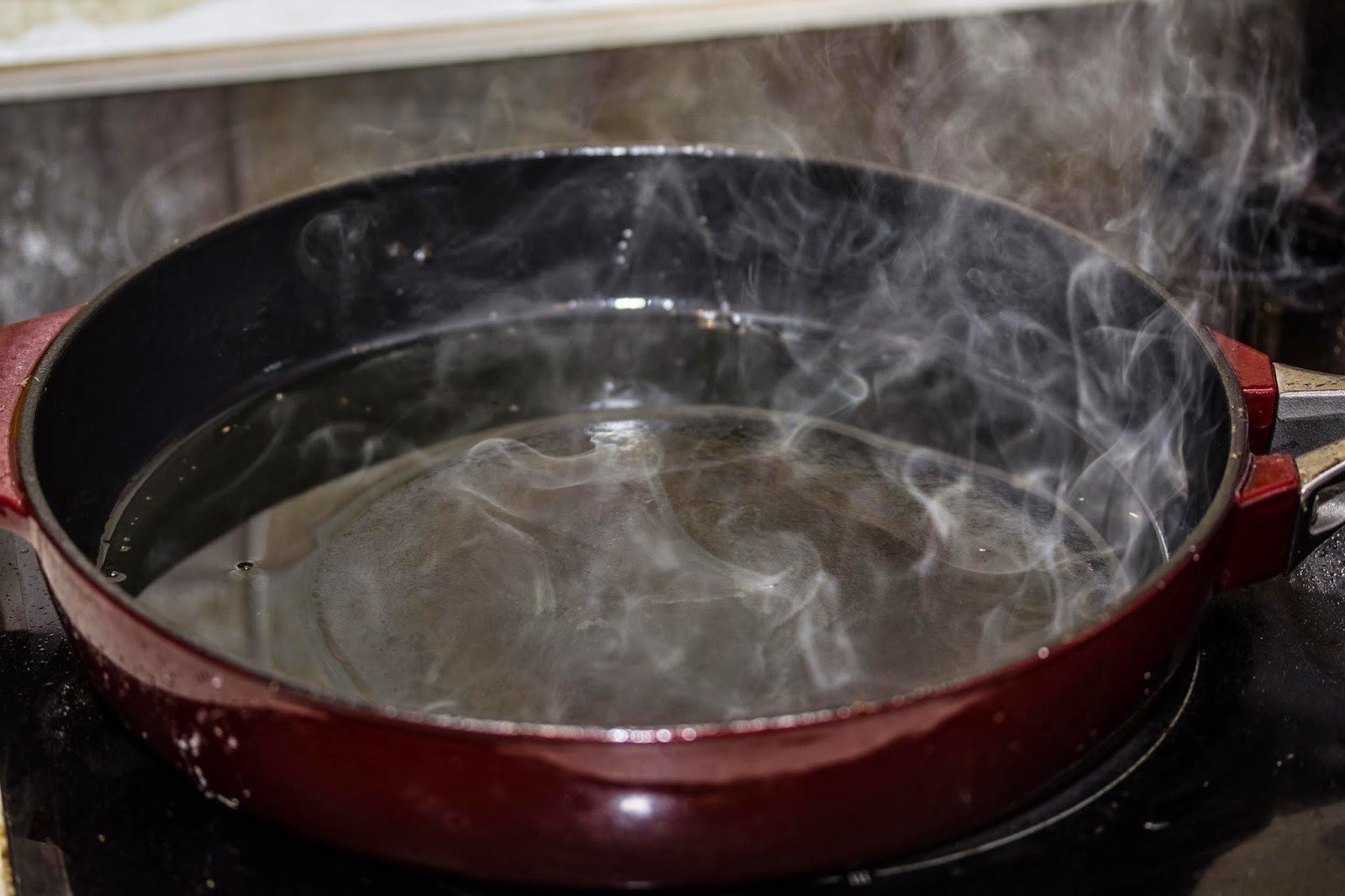Прокаливание чугунной сковороды