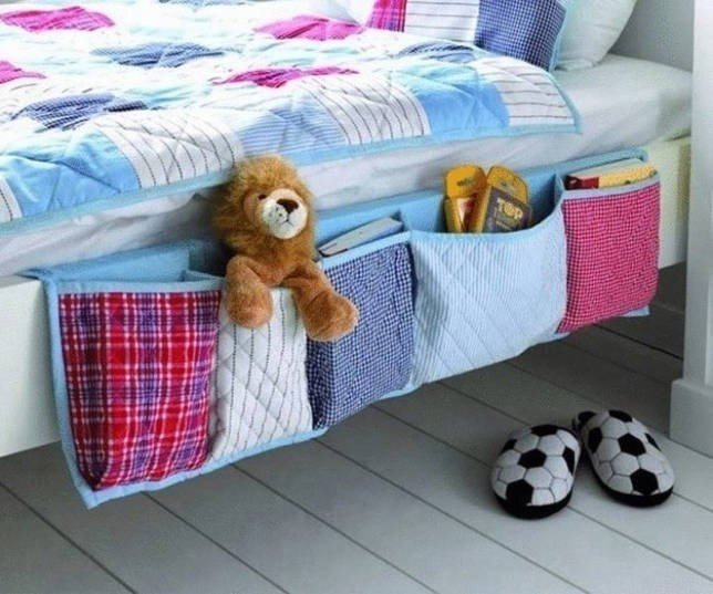 Органайзер на кровать для игрушек