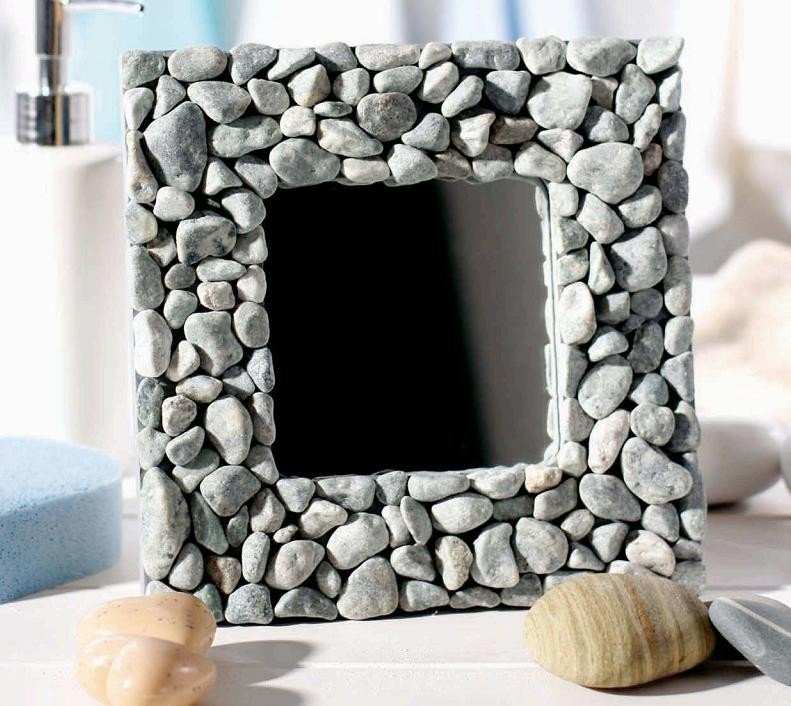 Декор зеркала камнями